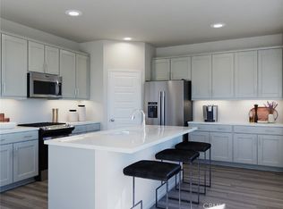 40486 Melrose Dr, Temecula, CA 92591