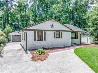 3033 Saint Annes Ln NW, Atlanta, GA 30327