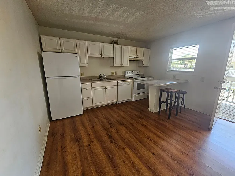 4150 Horseshoe Rd N #3 — Photo 4