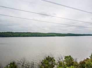 18315 Possum Point Rd, Dumfries, VA 22026