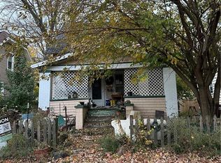 703 Stratton Ave, Defiance, OH 43512