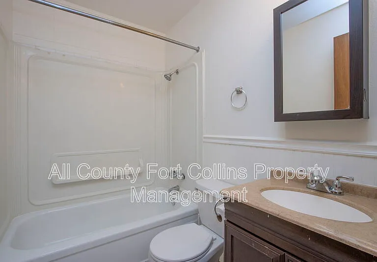 1408 S Douty Ave #1 — Photo 12