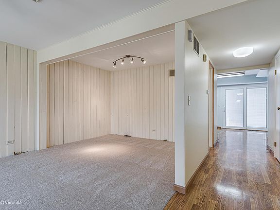 3rd image of 259 Edgewater Dr