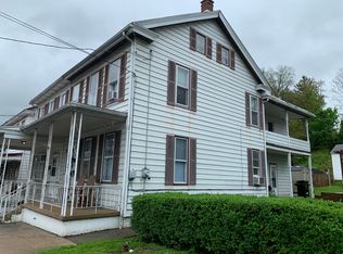 266 S Tulpehocken St, Pine Grove, PA 17963