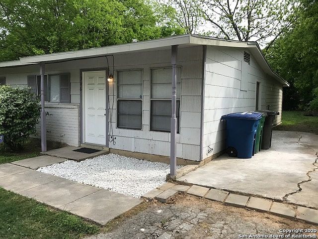 1st image of 306 Dorie St