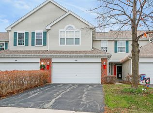 616 King Ct, Dundee, IL 60118