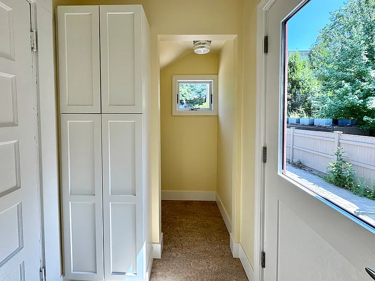 128 Pearl St #126 — Photo 4