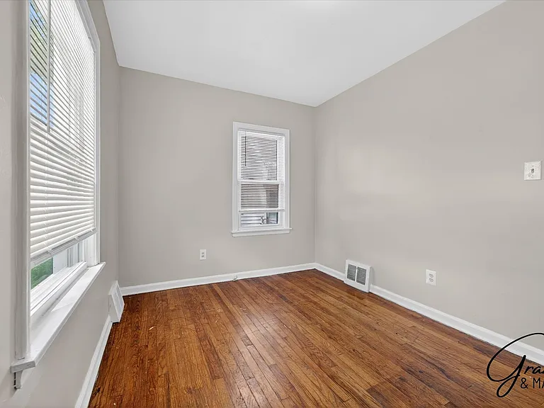 7466 W Pkwy — Photo 10