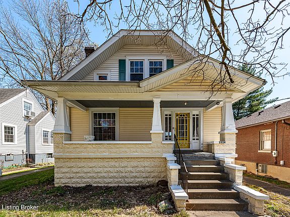 2nd image of 2324 Hawthorne Ave