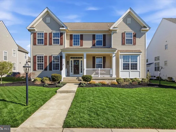 2177 Red Barn Dr, Furlong, PA 18925