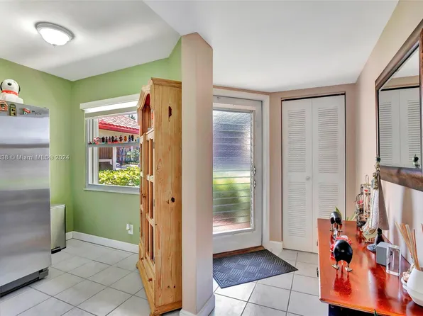 1100 SW 128th Ter APT 101U, Pembroke Pines, FL 33027