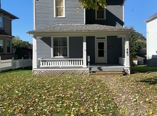563 Brighton Blvd, Zanesville, OH 43701