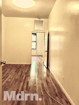 Rented by Mdrn Residential | media 4