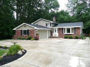 9799 Priem Rd, Strongsville, OH 44149