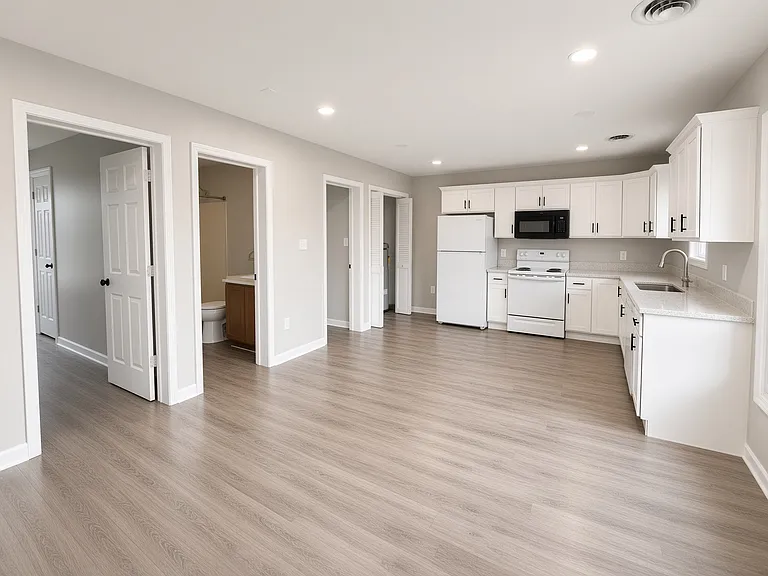 3000 Winchester Ave #20 — Photo 9