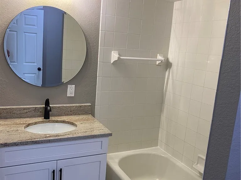 1732 SW 31st Ln — Photo 13