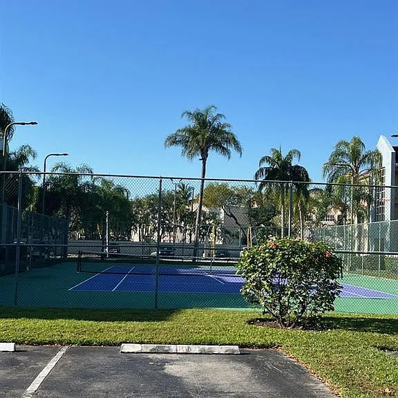 18840 NW 57th Ave #101 — Photo 23