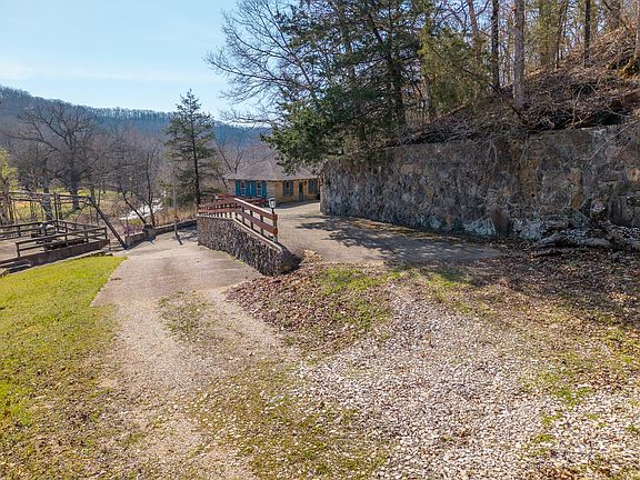 12th image of this home