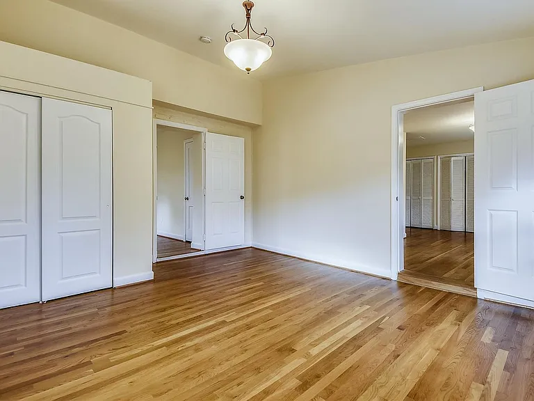 210 E Hamilton Ave — Photo 11