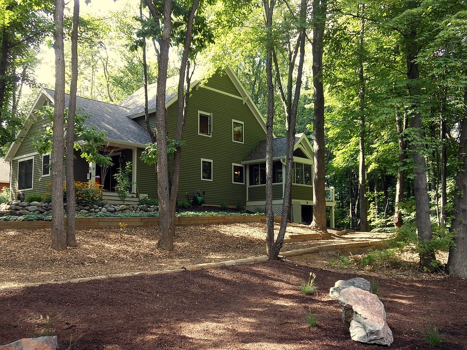 1st image of 3425 Lake Chapin Dr