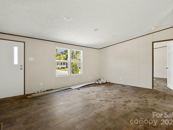 2nd image of 1297 Rachel Ln