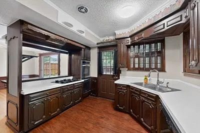 1903 Skylark Dr — Photo 26