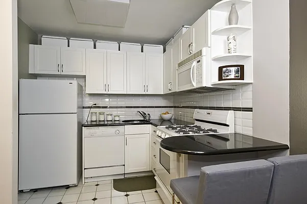 Sold by Corcoran | media 3