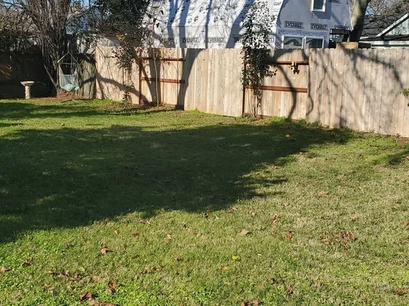9592 2nd Ave, Elk Grove, CA 95624