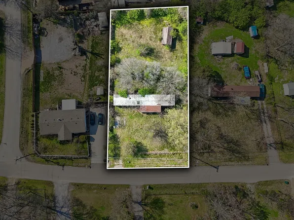 126 John F Kennedy Dr, La Vergne, TN 37086