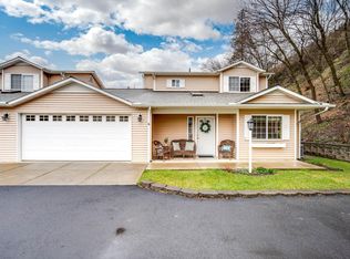 306 N Mill St APT 3, Colfax, WA 99111