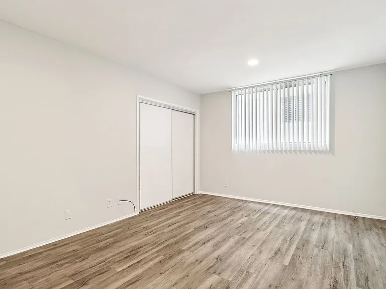 1275 Federal Ave — Photo 9