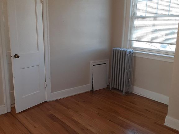 4th image of 1236 N Pearl St APT 6