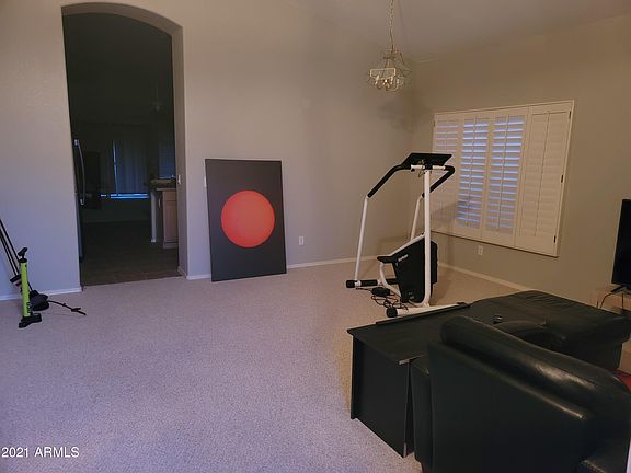 3rd image of 1575 E Black Diamond Dr