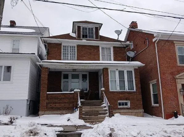 121 E Main St, Stoystown, PA 15563