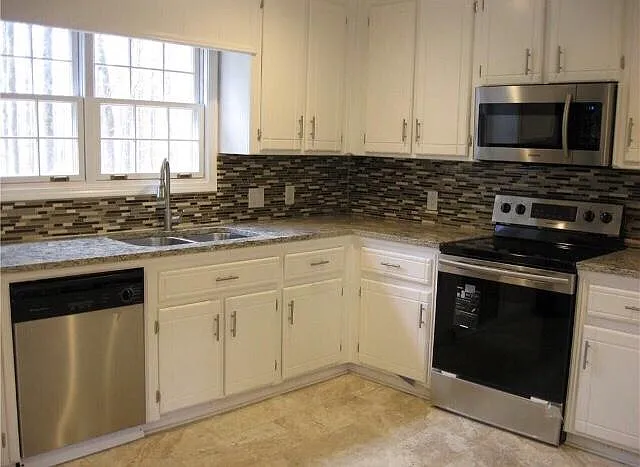 2871 Wood Forest Rd — Photo 4