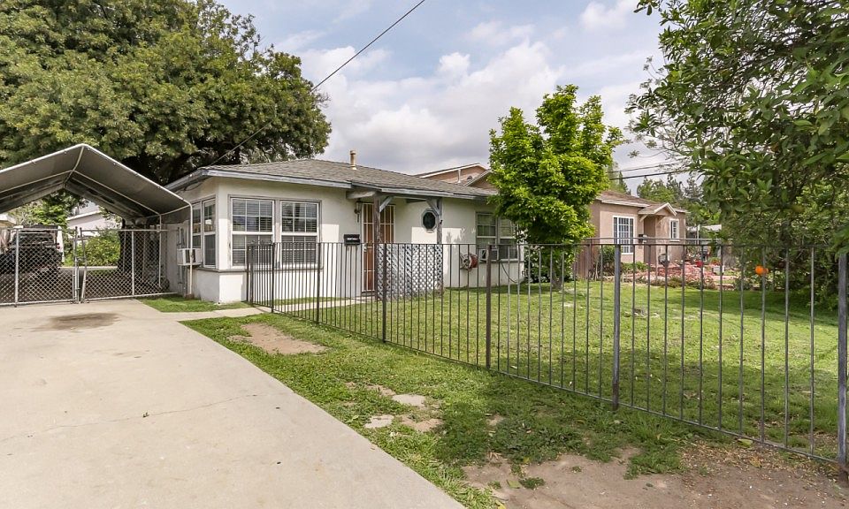 1st image of 15709 Stare St