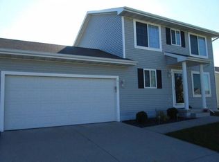 415 SE Carefree Ln, Waukee, IA 50263