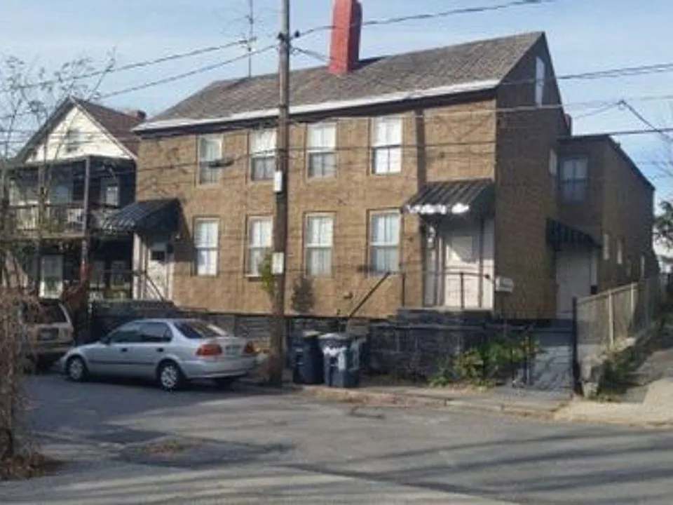 13 Fletcher St