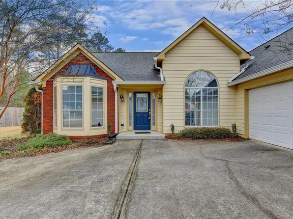 570 Sunnyside Dr, Lawrenceville, GA 30044