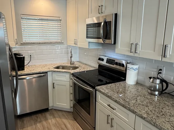 2155 Wood St, Sarasota, FL