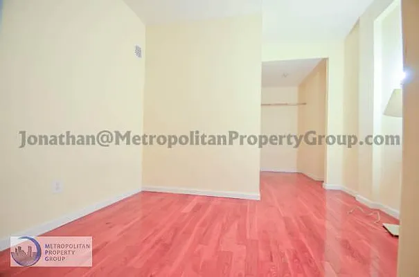 Rented by Metropolitan Property Group | media 11