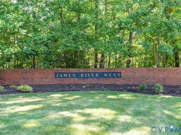 13001 River Hills Dr, Midlothian, VA 23113