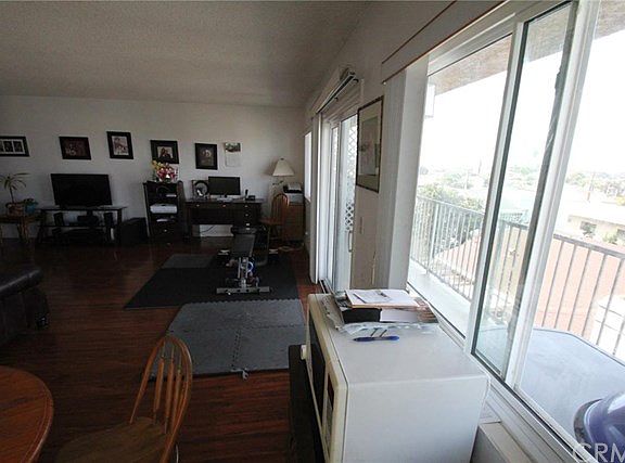 5th image of 538 Avenue A APT 10A