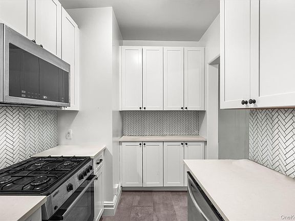 5th image of 445 Gramatan Avenue #GA2