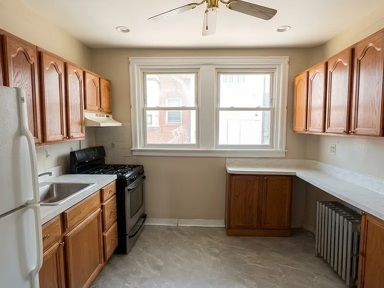 2903 Hale St — Photo 3