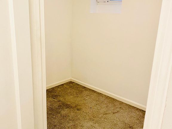 4th image of 108 McLean Ave