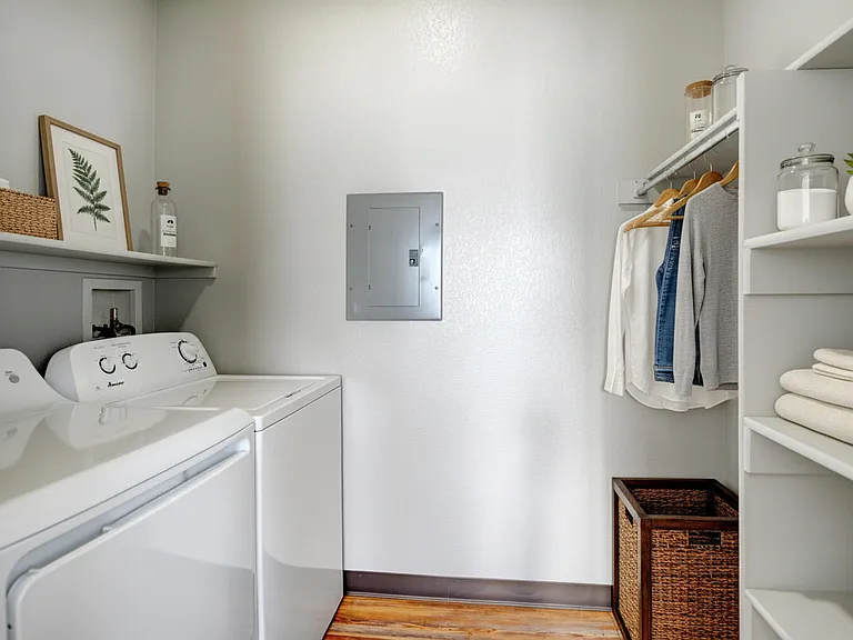 Michael Place Apartments — Photo 42