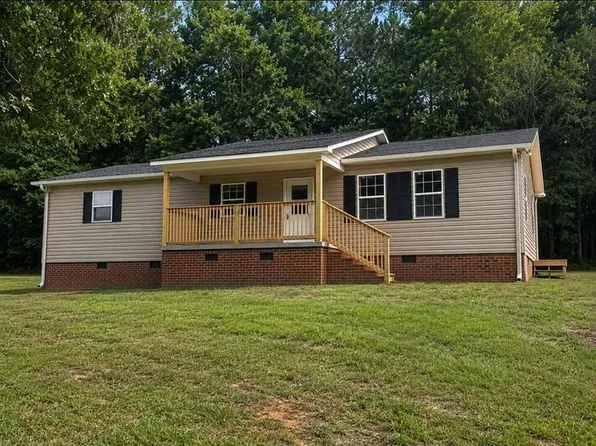 2673 Whitmire Hwy, Kinards, SC 29355