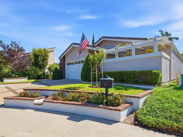 21792 Eveningside Ln, Lake Forest, CA 92630