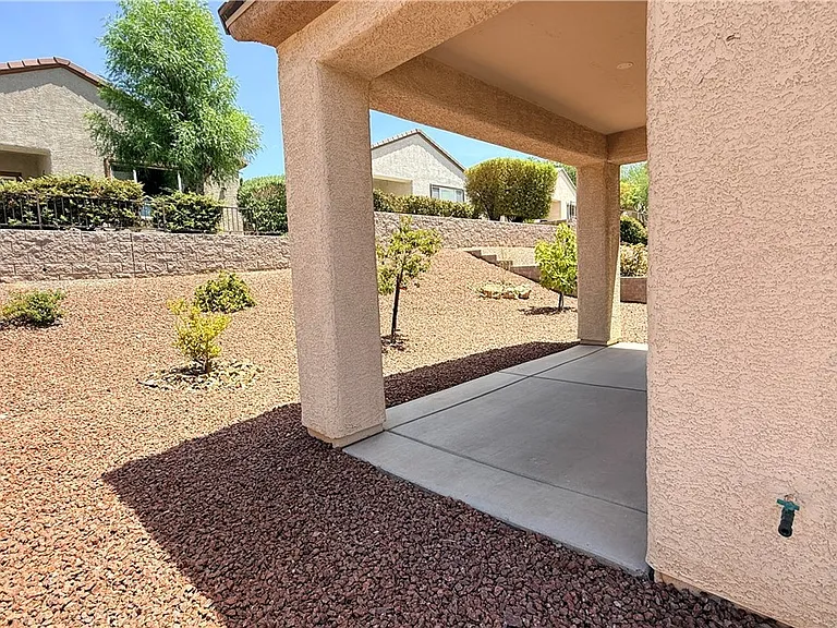 2354 Amana Dr — Photo 25